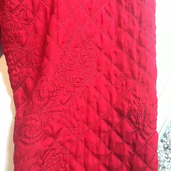 R.Q.T. Red Quilted Embroidered Zip Up Jacket, Sz XL - Picture 4 of 9